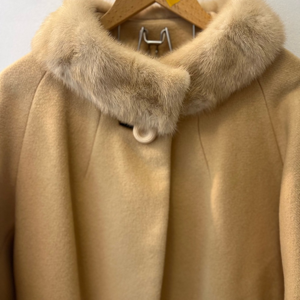 Vintage 60’s Fur Trim Coat